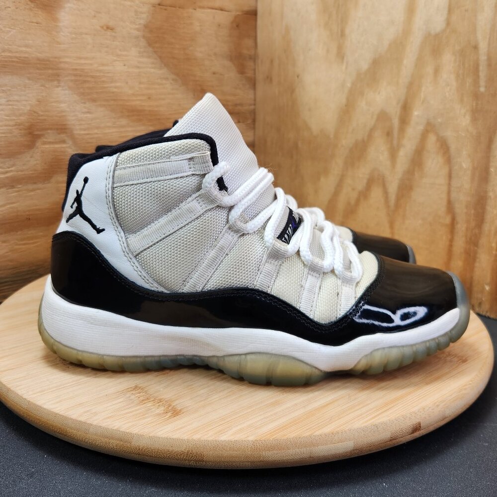 Air Jordan Retro 11 Concord 2018